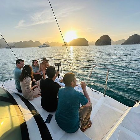 Scarlet Pearl Cruises - Wonder On Lan Ha Bay Ha Long Exterior foto