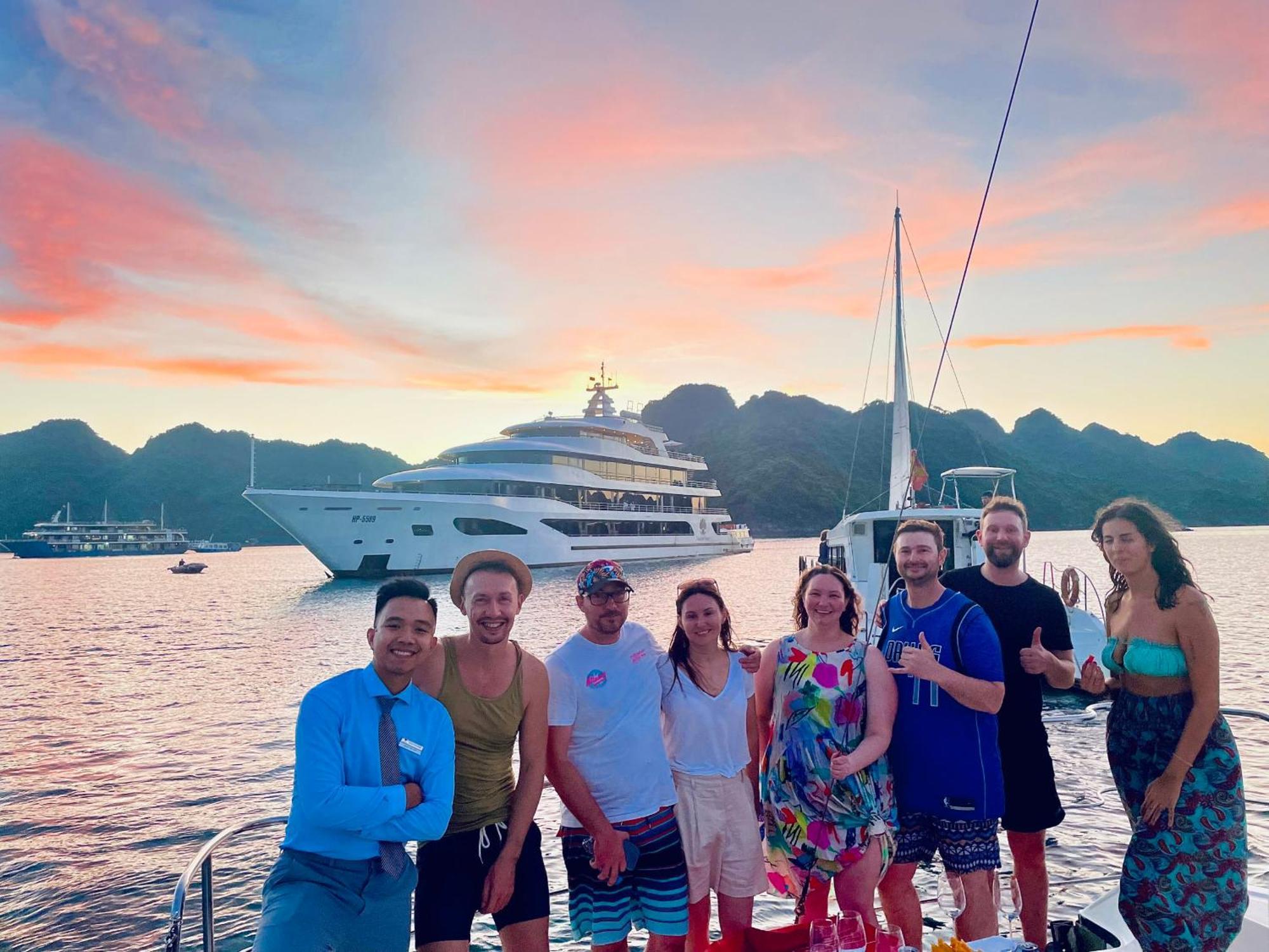 Scarlet Pearl Cruises - Wonder On Lan Ha Bay Ha Long Exterior foto